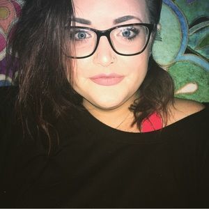 Meet your Posher, Annie